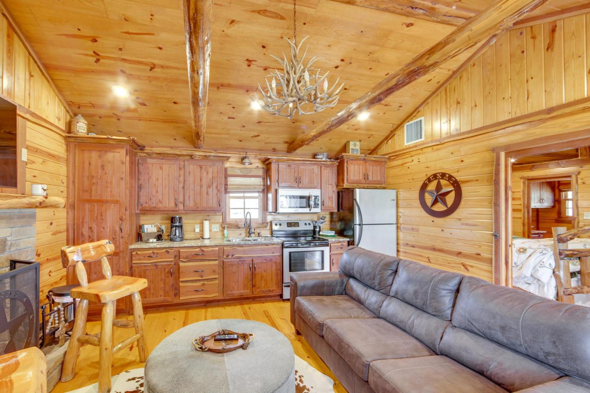 New The Deer Cabin Peaceful Refuge In East Texas Ben Wheeler Exteriör bild