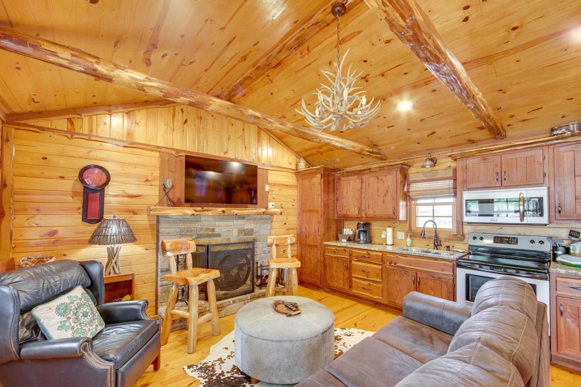 New The Deer Cabin Peaceful Refuge In East Texas Ben Wheeler Exteriör bild